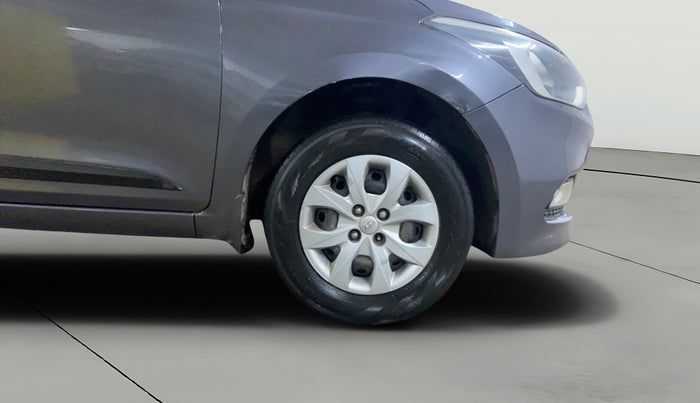 2016 Hyundai Elite i20 SPORTZ 1.2, Petrol, Manual, 61,356 km, Right Front Wheel