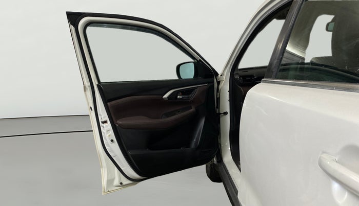 2022 Maruti Grand Vitara ZETA SMART HYBRID, Petrol, Manual, 1,13,106 km, LHS Front Door