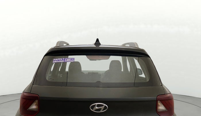 2021 Hyundai VENUE SX 1.5 CRDI, Diesel, Manual, 76,512 km, Rear Windshield