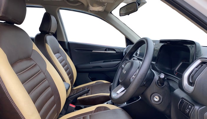 2022 KIA SONET HTK PLUS 1.2, Petrol, Manual, 25,583 km, Right Side Front Door Cabin