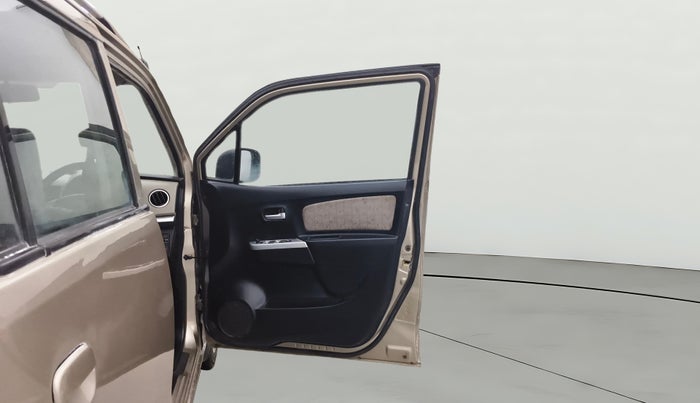 2015 Maruti Wagon R 1.0 VXI, Petrol, Manual, 55,792 km, RHS Front Door