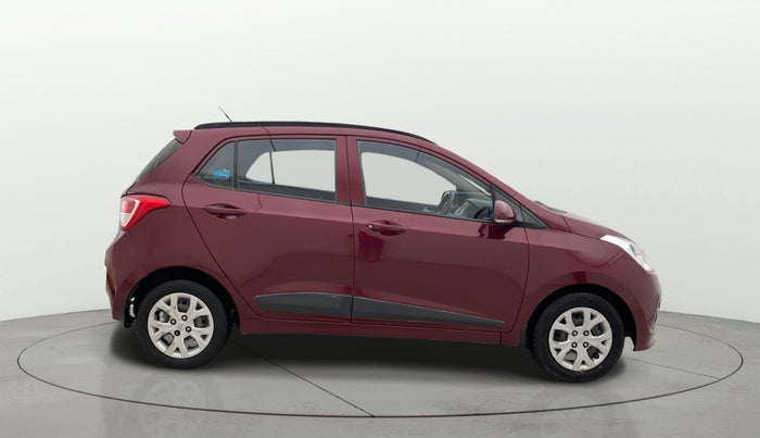 2015 Hyundai Grand i10 SPORTZ 1.2 KAPPA VTVT, Petrol, Manual, 1,13,827 km, Right Side View