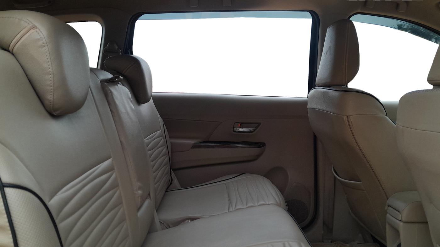 2020 Maruti Ertiga ZXI+ SHVS, Petrol, Manual, 42,160 km, Right Side Rear Door Cabin