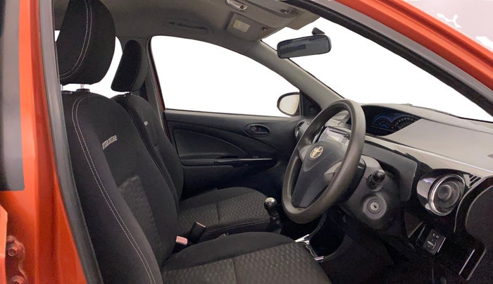 2014 Toyota Etios CROSS 1.2 G, Petrol, Manual, 44,728 km, Right Side Front Door Cabin