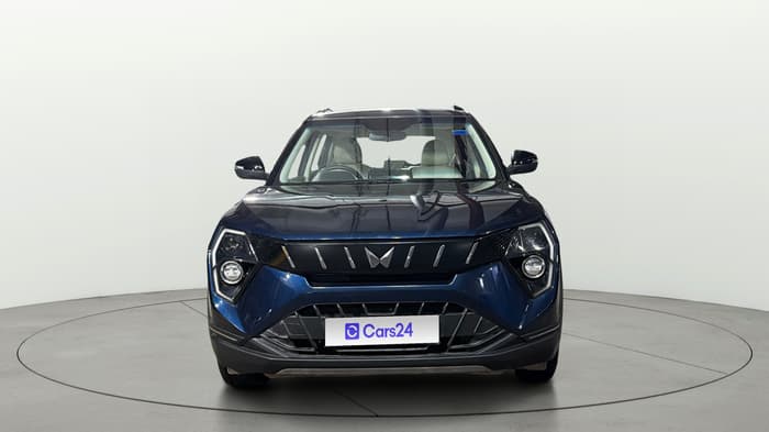 2025 Mahindra XUV 3XO AX7 1.2 TGDi, Petrol, Manual, 16,308 km, Front