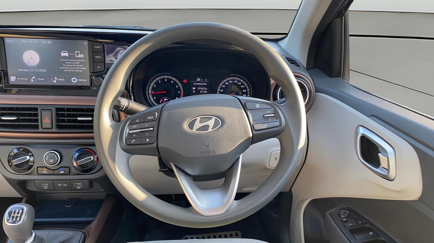 2024 Hyundai AURA SX 1.2 CNG, CNG, Manual, 16,272 km, Steering Wheel Close Up