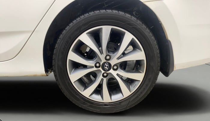 2016 Hyundai Verna 1.6 VTVT SX, Petrol, Manual, 82,845 km, Left Rear Wheel