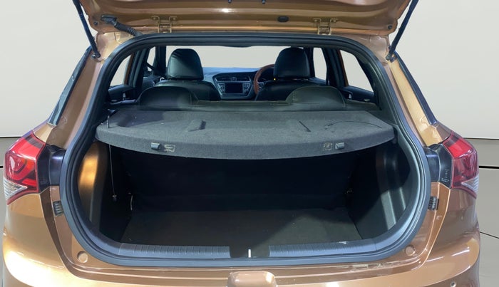 2018 Hyundai i20 Active 1.2 S, Petrol, Manual, 40,587 km, Boot Open Zoomed View