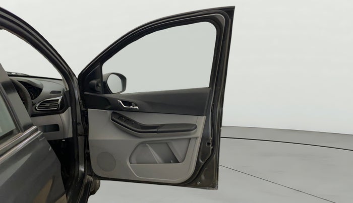 2021 Tata Tiago XZ PLUS PETROL, Petrol, Manual, 45,419 km, RHS Front Door