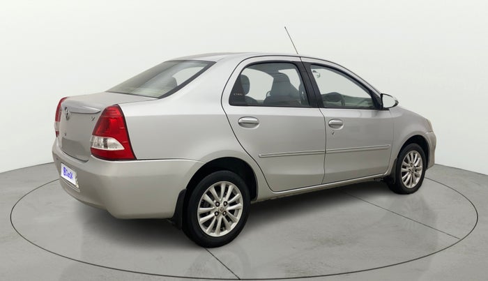 2013 Toyota Etios Liva V, Petrol, Manual, 61,478 km, Right Back Diagonal