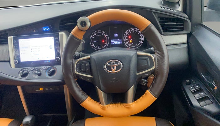 2022 Toyota Innova Crysta 2.7 GX AT 7 STR, Petrol, Automatic, 22,173 km, Steering Wheel Close Up