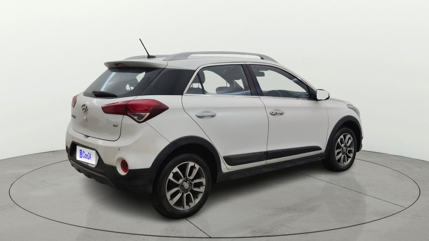 2017 Hyundai i20 Active 1.2 SX, Petrol, Manual, 60,992 km, Right Back Diagonal