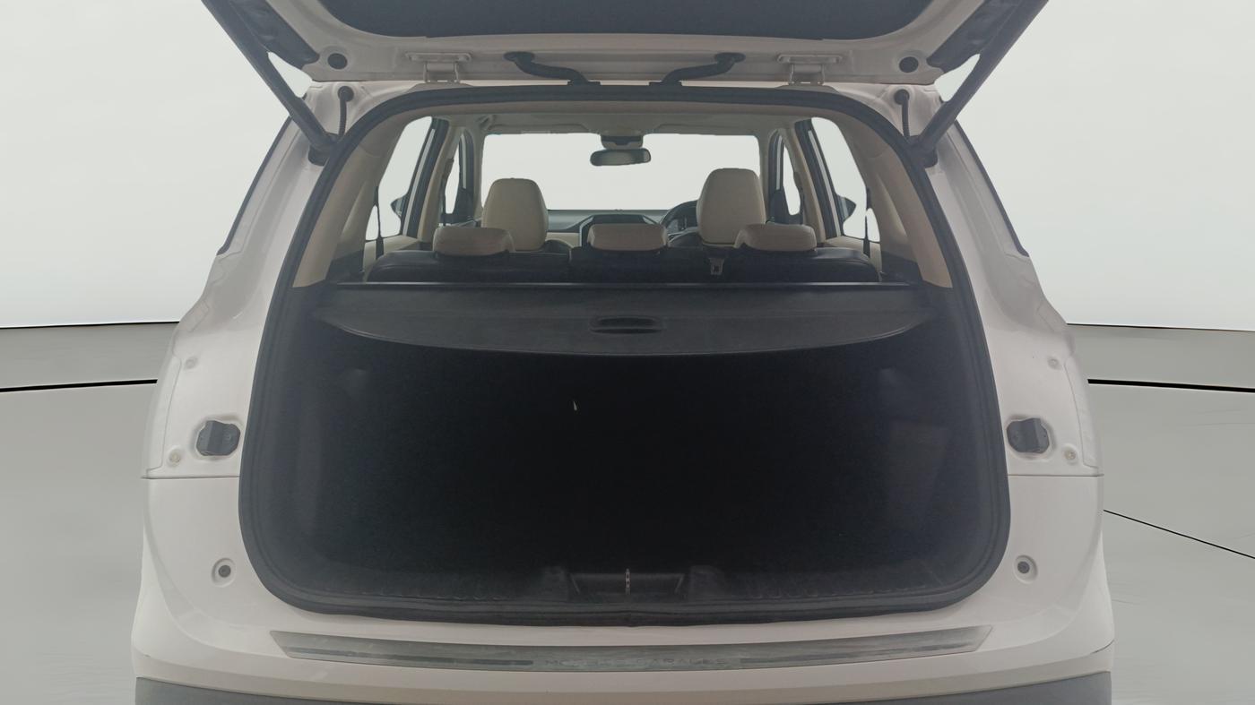 2021 MG HECTOR SHARP EX 1.5 PETROL CVT, Petrol, Automatic, 1,00,588 km, Boot Open Zoomed View