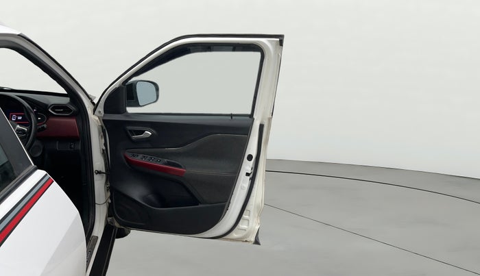 2022 Nissan MAGNITE XV MT, Petrol, Manual, 47,465 km, RHS Front Door