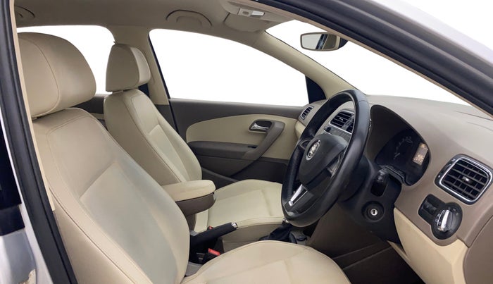 2016 Skoda Rapid 1.5 TDI CR STYLE PLUS AT, Diesel, Automatic, 1,05,843 km, Right Side Front Door Cabin