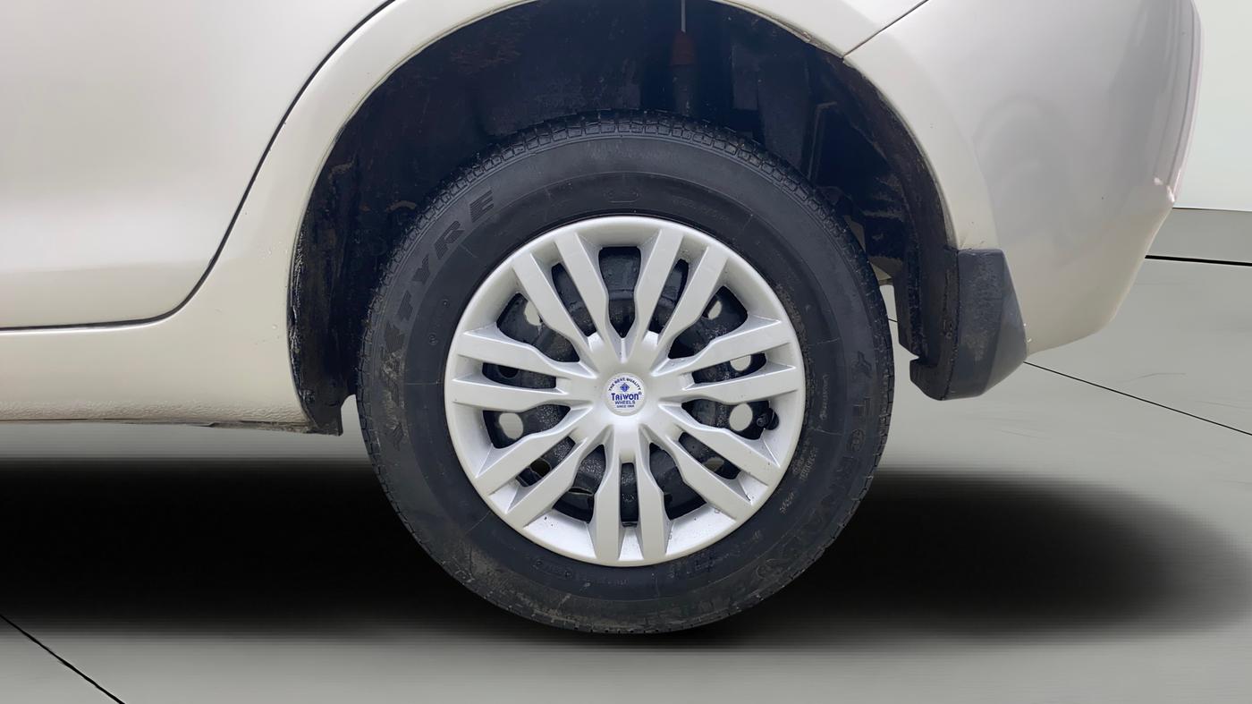 2014 Maruti Swift Dzire VXI, Petrol, Manual, 43,851 km, Left Rear Wheel