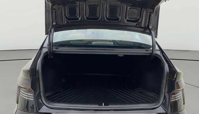 2024 Hyundai Verna SX (O) 1.5 MPI MT, Petrol, Manual, 29,076 km, Boot Open Zoomed View