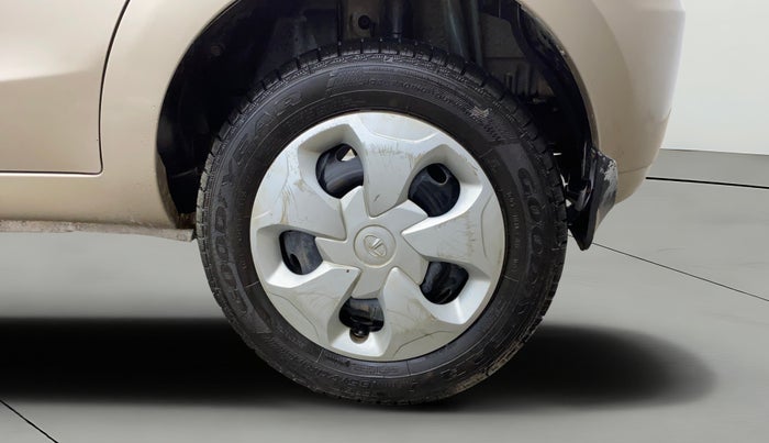 2015 Tata Bolt XM REVOTRON, Petrol, Manual, 61,167 km, Left Rear Wheel