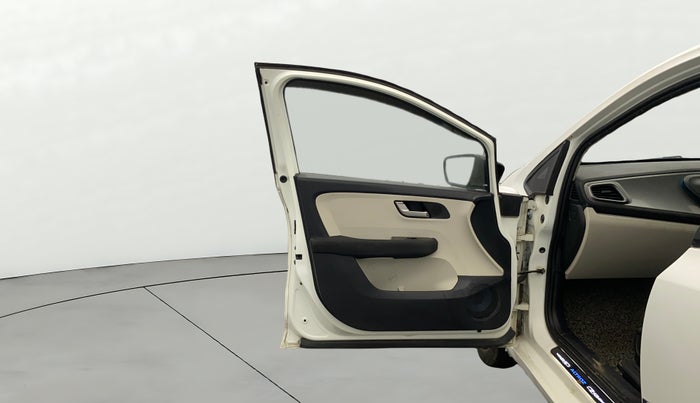 2021 Tata ALTROZ XZ PETROL, Petrol, Manual, 64,762 km, LHS Front Door