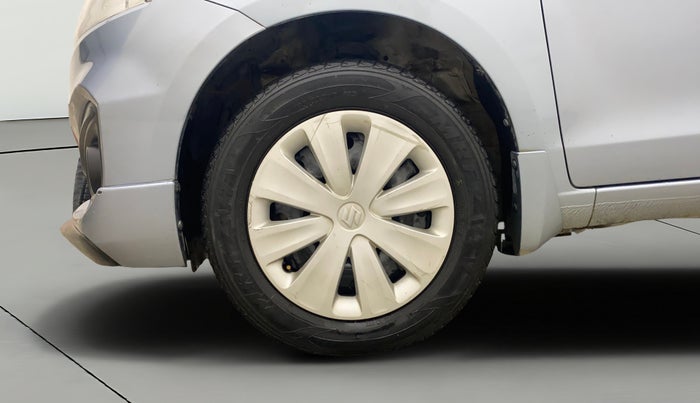 2017 Maruti Ertiga VXI, Petrol, Manual, 35,639 km, Left Front Wheel