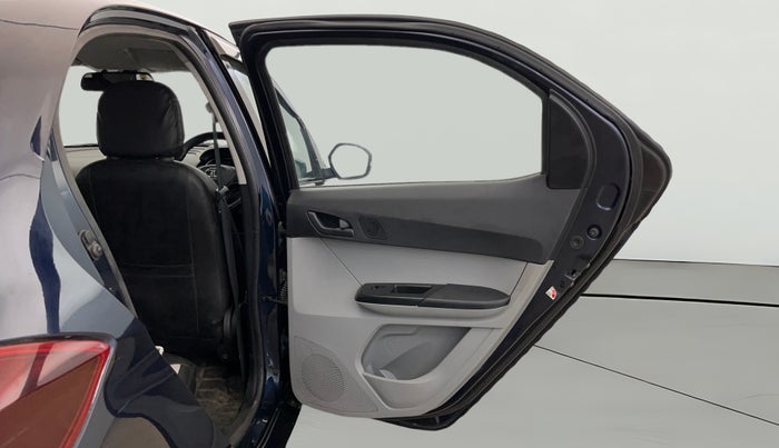 2022 Tata Tiago XT CNG, CNG, Manual, 43,715 km, RHS Rear Door
