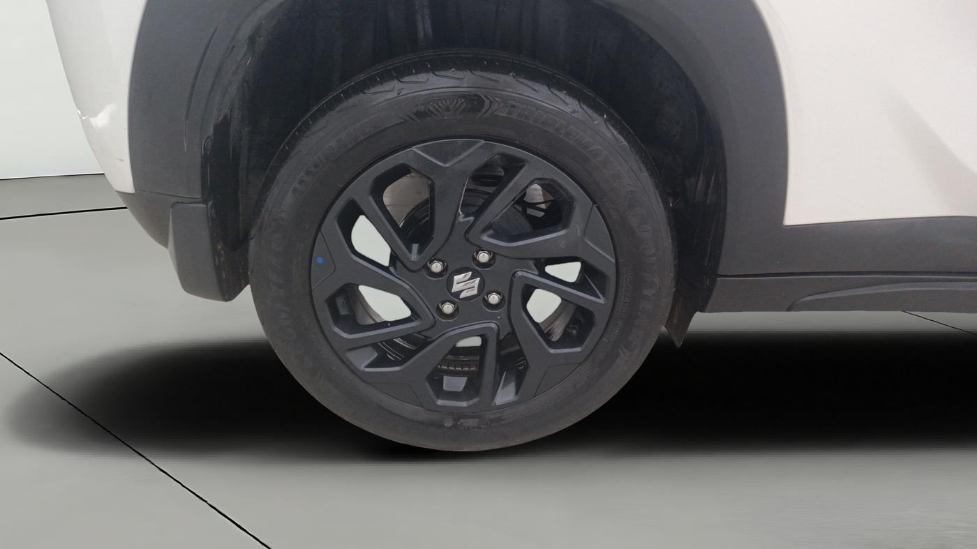 2024 Maruti FRONX Delta Plus (O) 1.2L MT, Petrol, Manual, 58,459 km, Right Rear Wheel