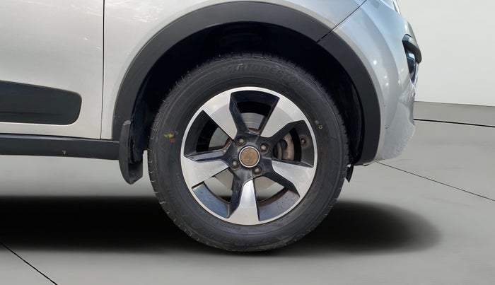 2018 Tata NEXON XZ PLUS DIESEL, Diesel, Manual, 65,328 km, Right Front Wheel