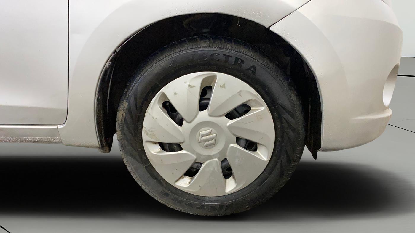 2015 Maruti Celerio ZXI, Petrol, Manual, 24,966 km, Right Front Wheel