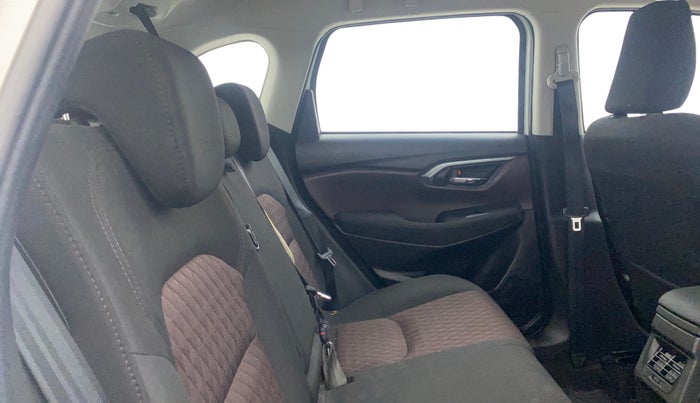 2023 Maruti Grand Vitara DELTA SMART HYBRID AT, Petrol, Automatic, 27,347 km, Right Side Rear Door Cabin