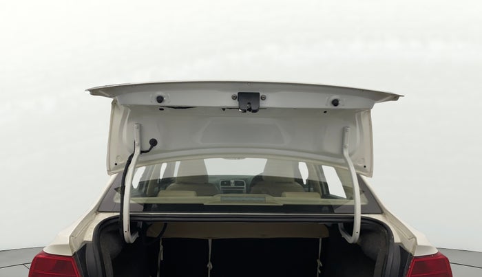 2017 Volkswagen Ameo HIGHLINE1.5L, Diesel, Manual, 33,742 km, Boot Door Open