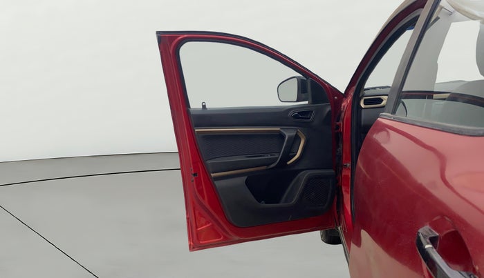 2022 Renault Kiger RXT (O) AMT DUAL TONE, Petrol, Automatic, 34,838 km, LHS Front Door