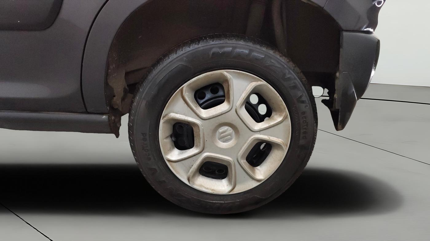 2020 Maruti S PRESSO VXI AMT, Petrol, Automatic, 32,582 km, Left Rear Wheel