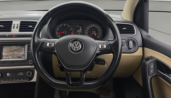 2016 Volkswagen Ameo HIGHLINE1.2L, Petrol, Manual, 65,419 km, Steering Wheel Close Up