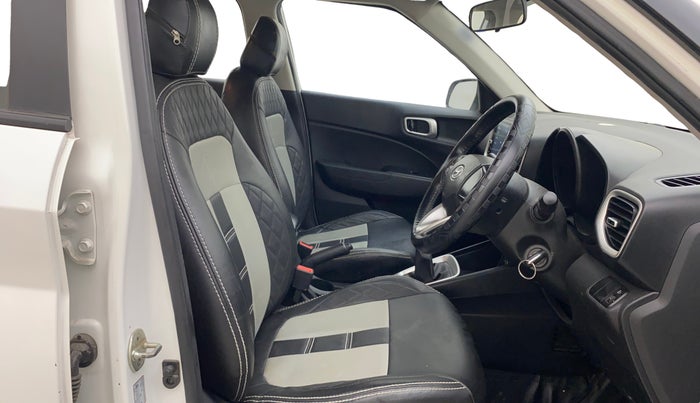 2021 Hyundai VENUE S+ 1.2, Petrol, Manual, 45,813 km, Right Side Front Door Cabin