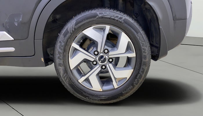 2023 KIA SONET HTX 1.0 DCT, Petrol, Automatic, 11,716 km, Left Rear Wheel