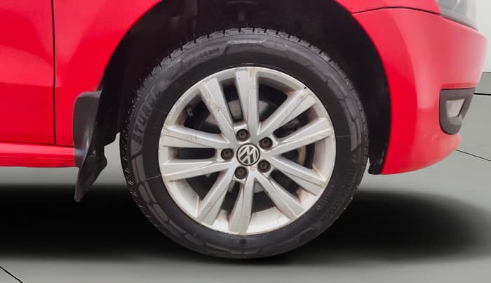 2014 Volkswagen Polo HIGHLINE1.2L, Petrol, Manual, 45,977 km, Right Front Wheel