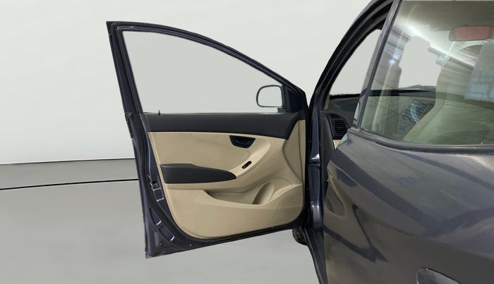 2018 Hyundai Eon ERA +, Petrol, Manual, 59,181 km, LHS Front Door