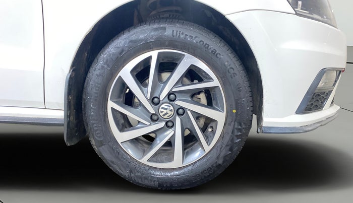 2020 Volkswagen Polo COMFORTLINE PLUS 1.0L MPI, Petrol, Manual, 54,210 km, Right Front Wheel