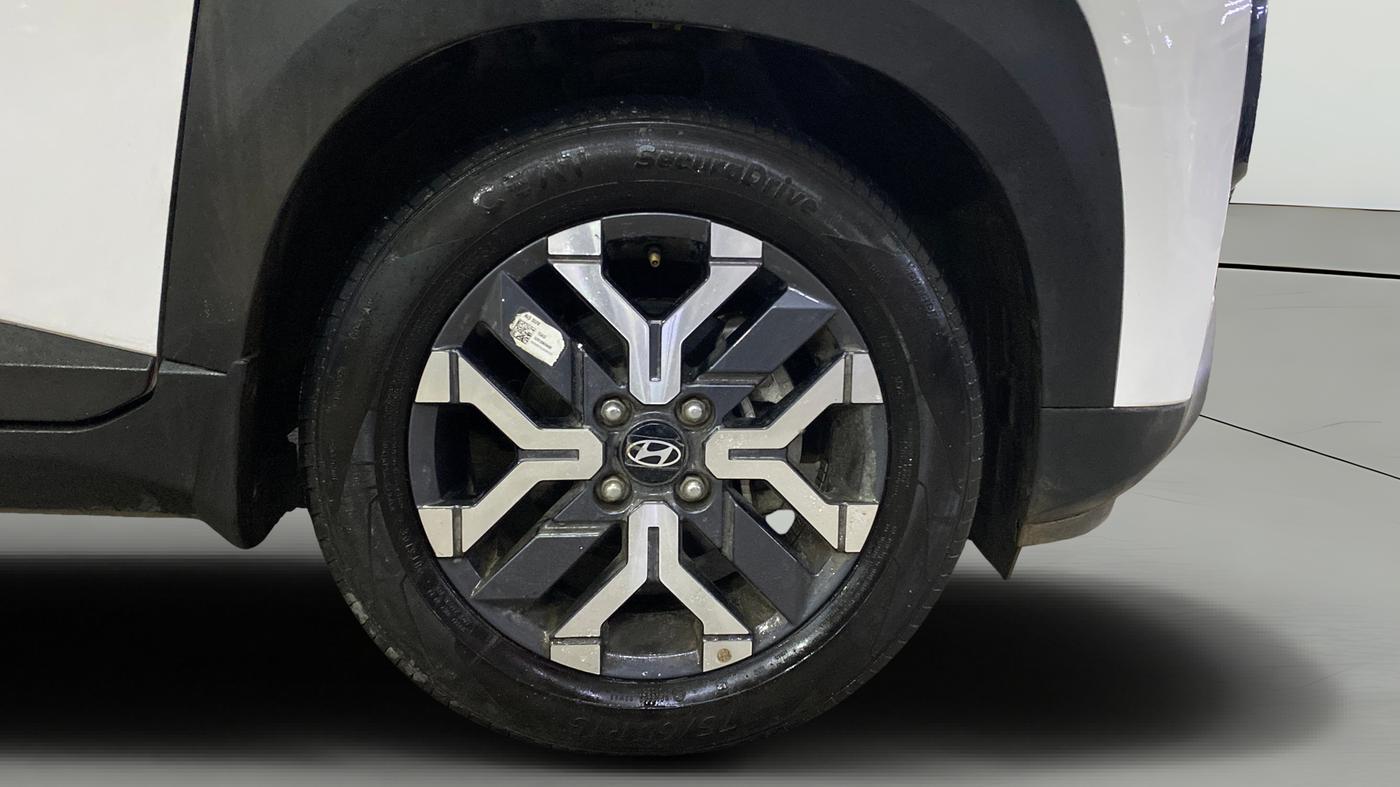 2025 Hyundai EXTER SX(O) CONNECT 1.2 AMT, Petrol, Automatic, 8,069 km, Right Front Wheel