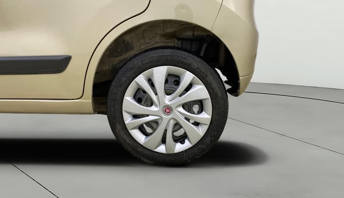 2013 Maruti Wagon R 1.0 VXI, Petrol, Manual, 1,31,457 km, Left Rear Wheel