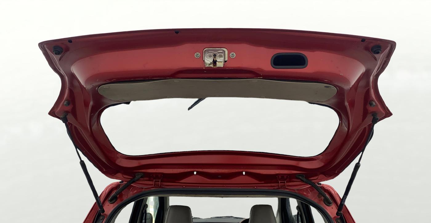 2015 Maruti Celerio ZXI, Petrol, Manual, 84,001 km, Boot Door Open