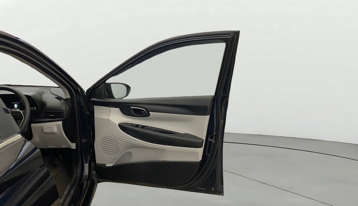 2023 Hyundai NEW I20 SPORTZ 1.2 IVT, Petrol, Automatic, 25,894 km, RHS Front Door