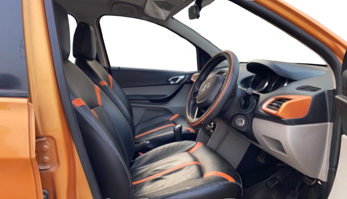2018 Tata Tiago XZ PETROL, Petrol, Manual, 53,495 km, Right Side Front Door Cabin