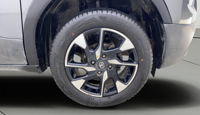 2022 Tata PUNCH ACCOMPLISHED AMT, Petrol, Automatic, 46,051 km, Right Front Wheel