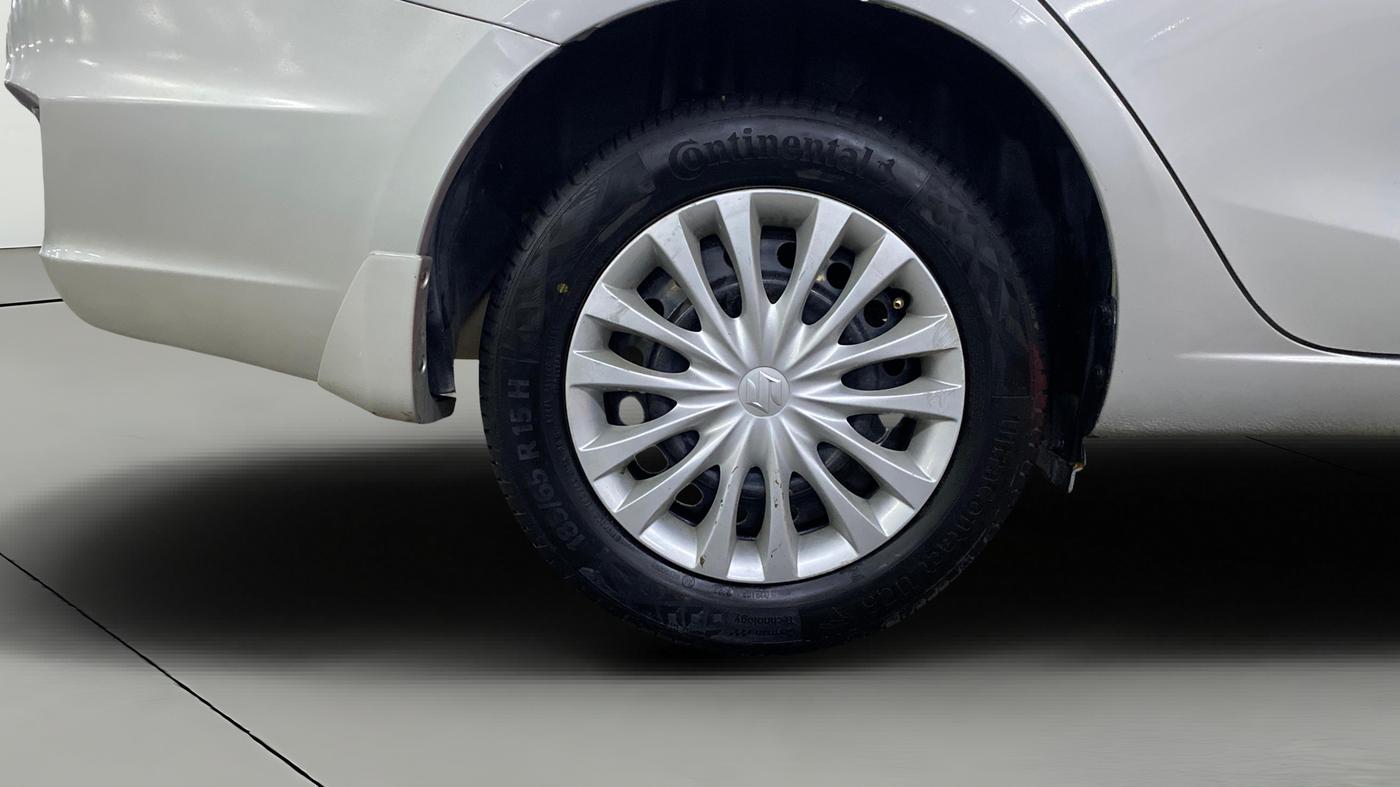2017 Maruti Ciaz DELTA DIESEL 1.3, Diesel, Manual, 96,465 km, Right Rear Wheel