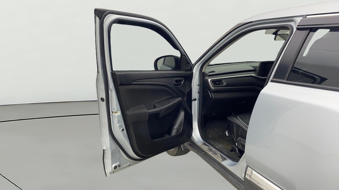 2024 Maruti BREZZA VXI S-CNG, CNG, Manual, 29,470 km, LHS Front Door