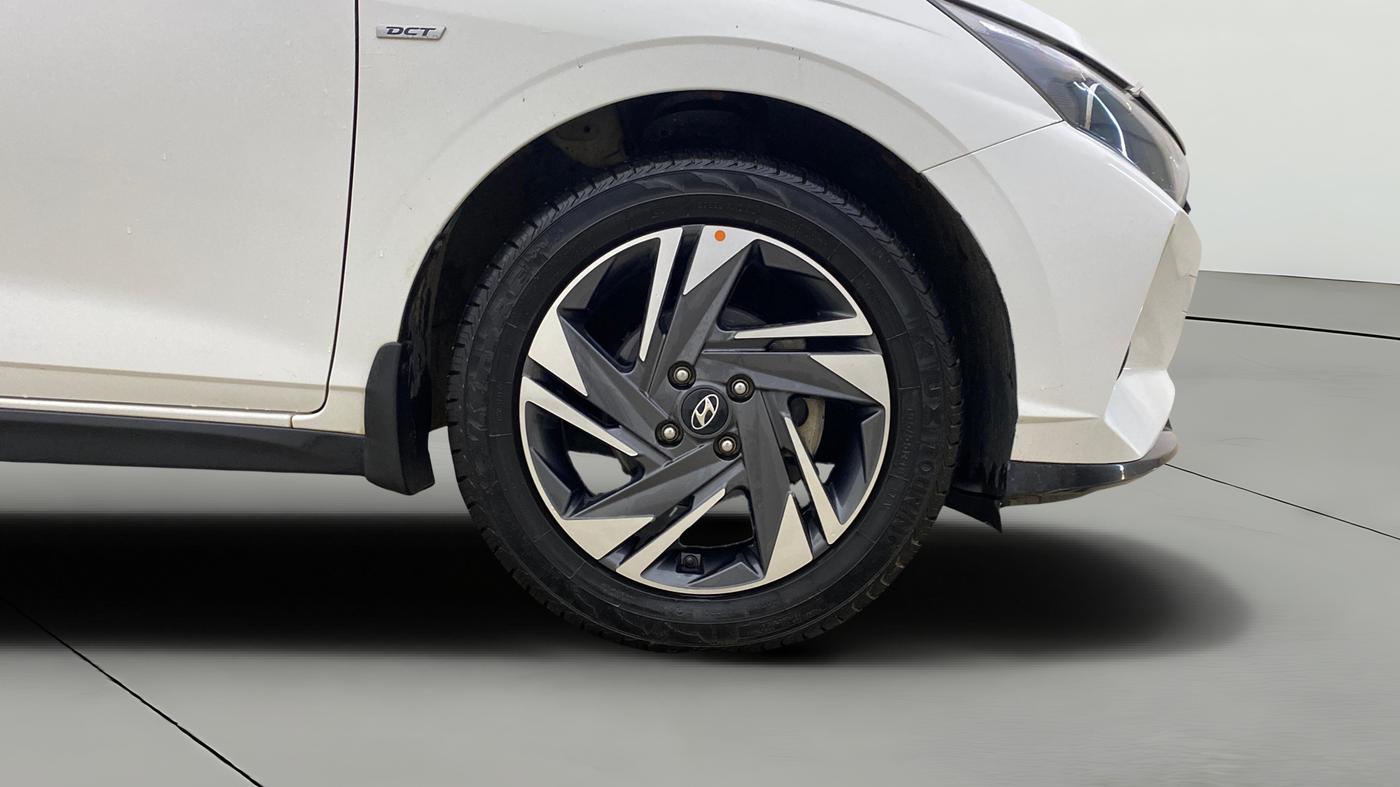 2021 Hyundai NEW I20 Asta (O) 1.0 Turbo DCT Dual Tone, Petrol, Automatic, 58,948 km, Right Front Wheel