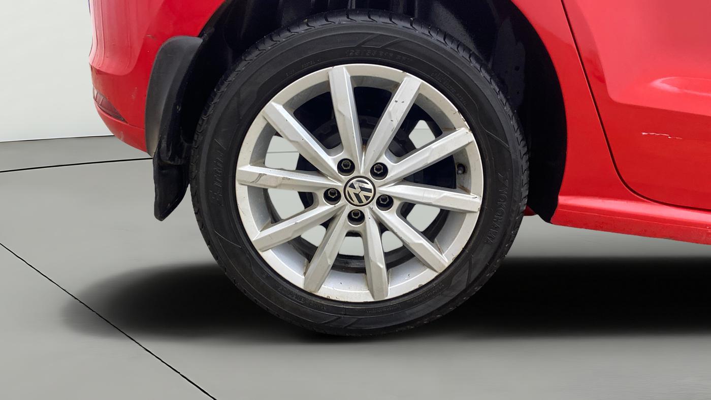 2018 Volkswagen Polo HIGHLINE PLUS 1.0 16 ALLOY, Petrol, Manual, 79,434 km, Right Rear Wheel