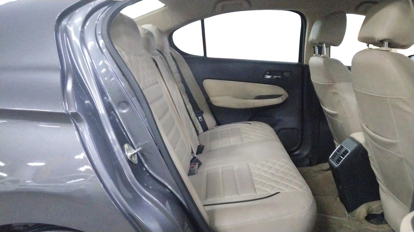 2020 Honda City 1.5L I-VTEC V MT 5TH GEN, Petrol, Manual, 60,954 km, Right Side Rear Door Cabin