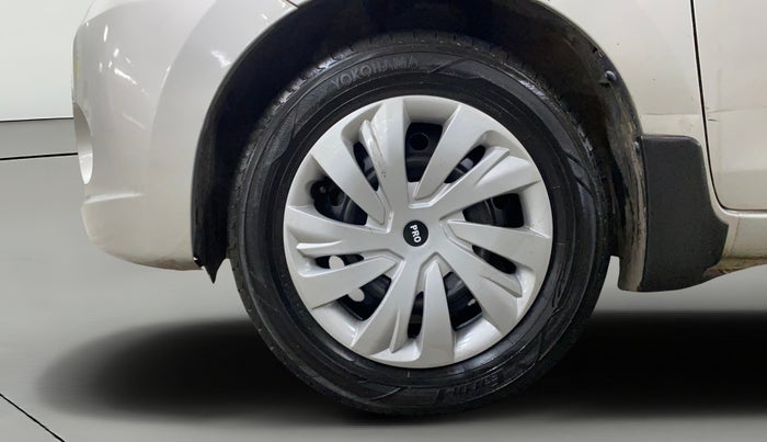2017 Maruti Celerio ZXI, Petrol, Manual, 91,090 km, Left Front Wheel